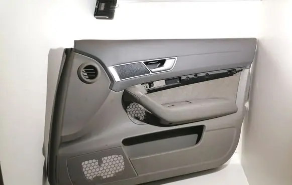 Front door card panel trim