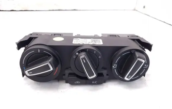 Volkswagen Polo V 6R Climate control unit 6C0820045E E1081689