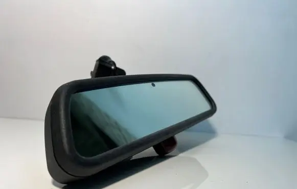 BMW 5 E60 E61 Rear view mirror (interior) 8236774