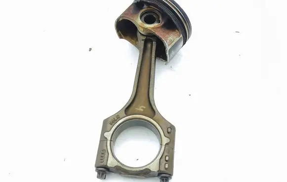 Audi Q5 SQ5 Piston with connecting rod 