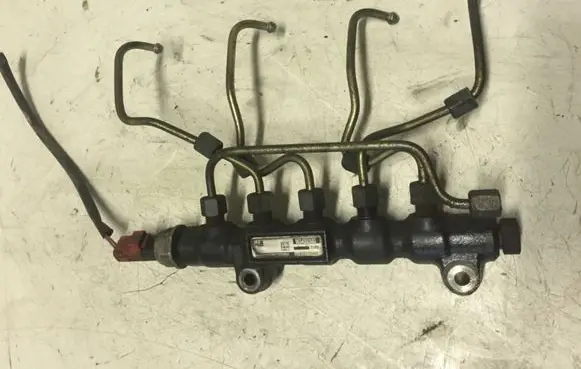 Mazda 2 Fuel main line pipe 9654592680