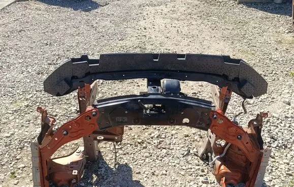 Dacia Duster II Radiator support slam panel