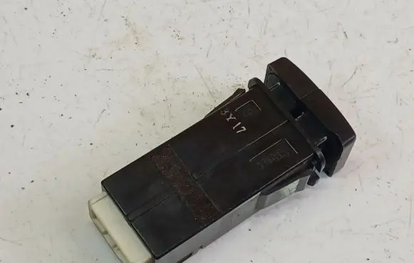 Mazda Premacy Fog light switch 