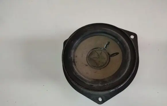 Opel Zafira A Front door speaker 