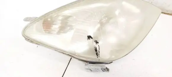 Toyota Corolla Verso E121 Headlight/headlamp
