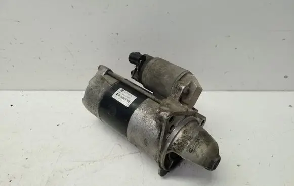 Chevrolet Captiva Starter motor 25186039