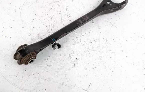 Cadillac CT5 Rear control arm 84826391