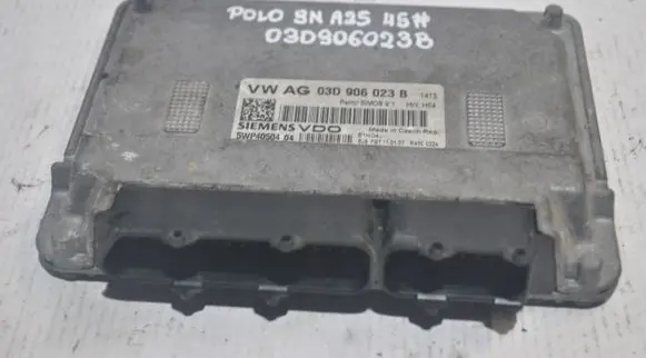 Skoda Fabia Mk1 (6Y) Engine control unit/module 03D906023B