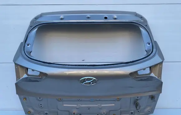 Hyundai Tucson TL Tailgate/trunk/boot lid 658A4551