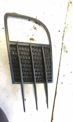Volkswagen Golf VI Front fog light trim/grill 