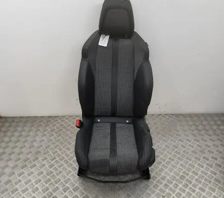 Peugeot 2008 II Front driver seat 9823918880