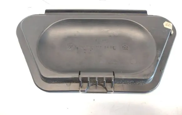 Peugeot 605 Tail light part 9602949777
