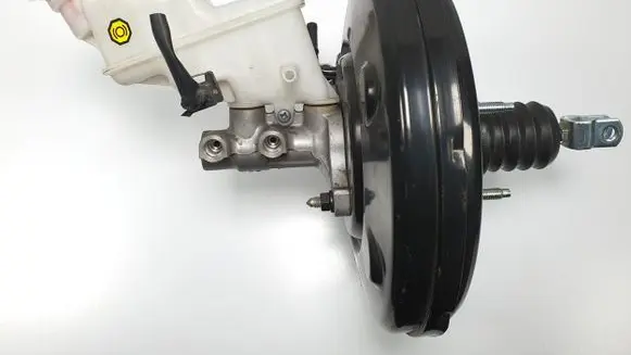 KIA Rio Brake booster