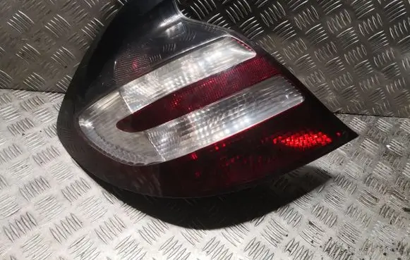 Mercedes-Benz C W203 Rear/tail lights 2038202564 A2038202564