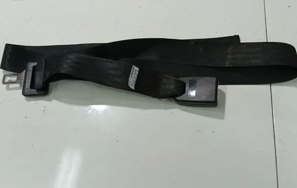 Ford Transit Middle seatbelt buckle (rear) 