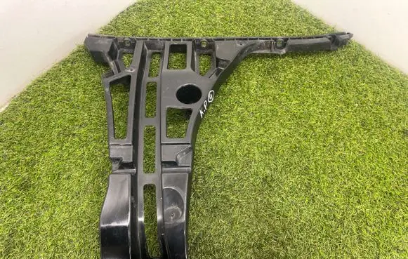 Mercedes-Benz S W222 Rear bumper mounting bracket A2228800512 A2228850421