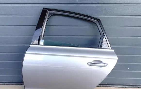 Audi A6 S6 C7 4G Rear side window 4G0839479B