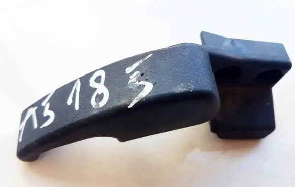 Skoda Octavia Mk1 (1U) Engine bonnet (hood) release handle 1H1823533