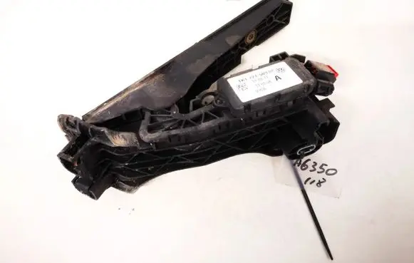 Skoda Octavia Mk2 (1Z) Accelerator throttle pedal 1k1721503am