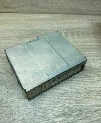 Audi A8 S8 D2 4D GPS navigation control unit/module 4D0919895D 7612001351