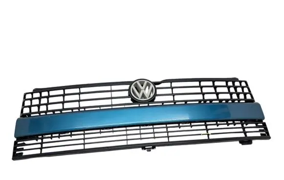 Volkswagen Multivan T4 Front bumper upper radiator grill 701853653E