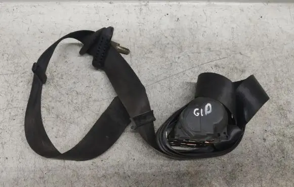 Opel Movano A Rear seatbelt