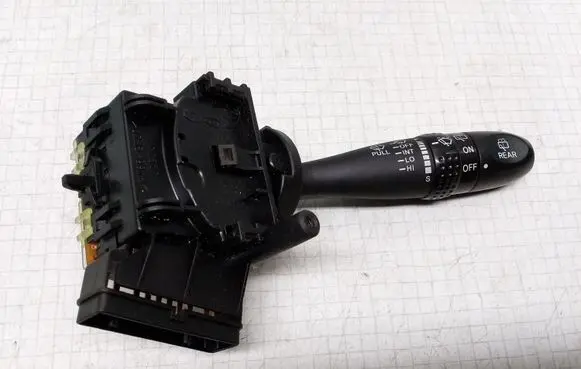 Hyundai Getz Wiper control stalk 32933A