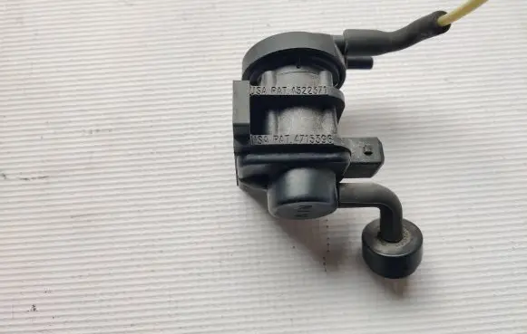 Opel Zafira A Turbo solenoid valve 4522371 4715396