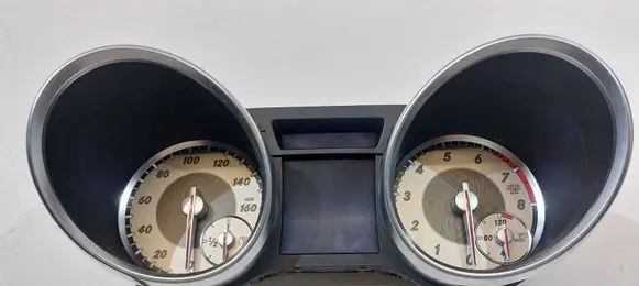 Mercedes-Benz SLK R172 Speedometer (instrument cluster) A1729008803 0263679129 A1729014101