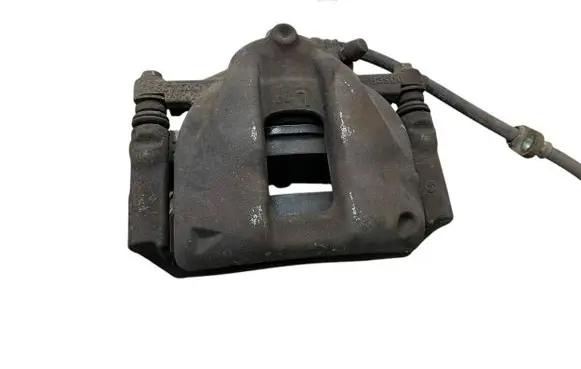 Honda CR-V Front brake caliper