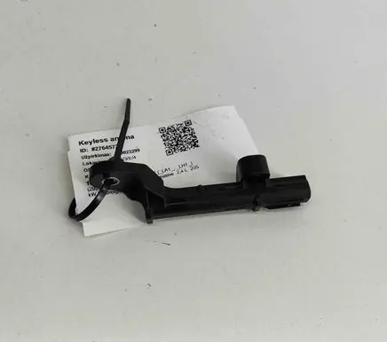 Lexus RX 450H Keyless system antenna 8605048220