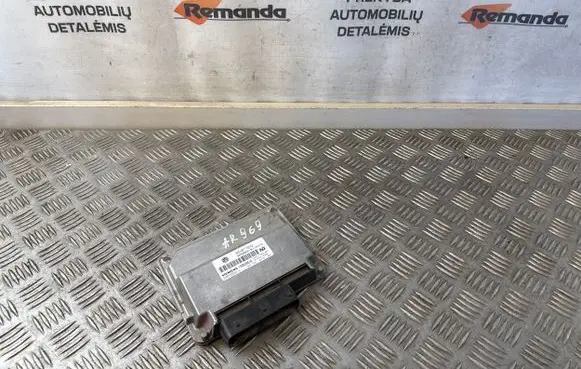 Volkswagen Touareg I Transfer box differential control unit 0AD927755AJ 5WP22084