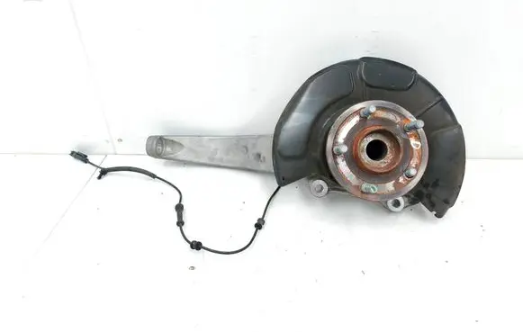 Dodge Durango III Front wheel hub spindle knuckle P04877658AC S0345093