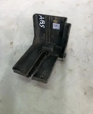 Opel Corsa F ABS pump bracket 9674380480