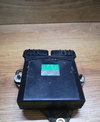 Mazda 6 Fuel injection control unit/module RF5C18701A 1310001241