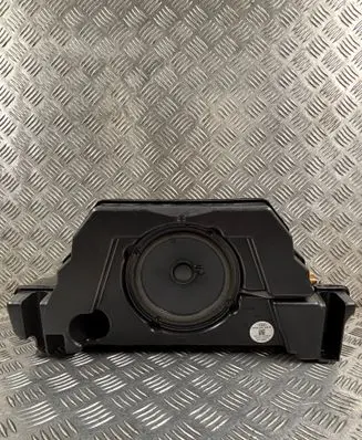 Audi A4 Allroad B9 Subwoofer speaker 8W9035382D