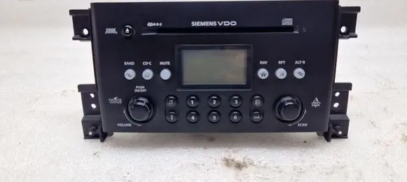 Suzuki Grand Vitara II Radio/CD/DVD/GPS head unit 1154924