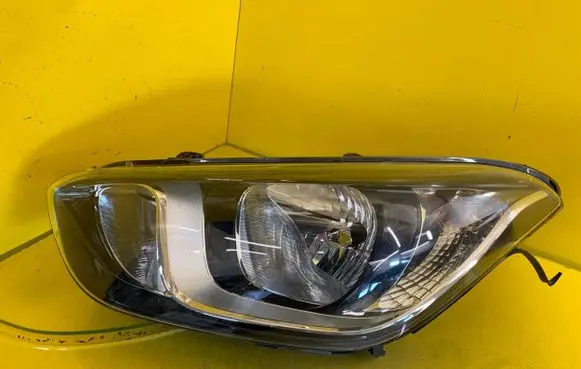 Hyundai i20 (PB PBT) Headlight/headlamp 92101-4P500