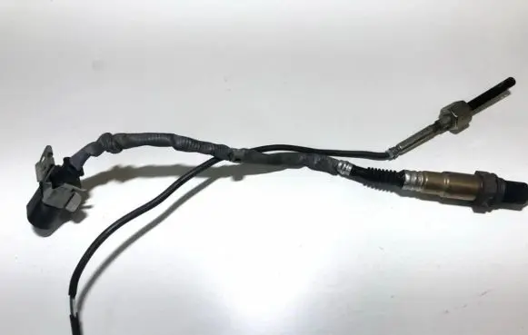 Mercedes-Benz ML W166 Lambda probe sensor 0065421718 0281004201