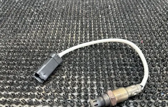 Citroen DS3 Lambda probe sensor 9673438580