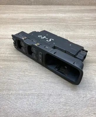 Volvo S80 Electric window control switch 8622039