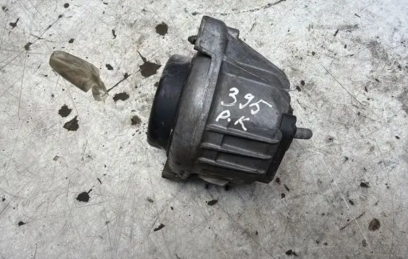 BMW X1 E84 Engine mount bracket 13981112