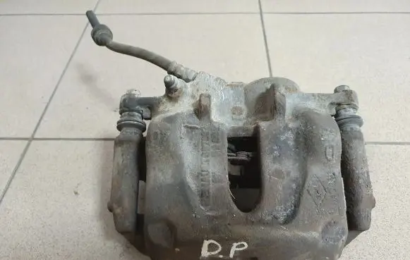 Renault Trafic II (X83) Front brake caliper