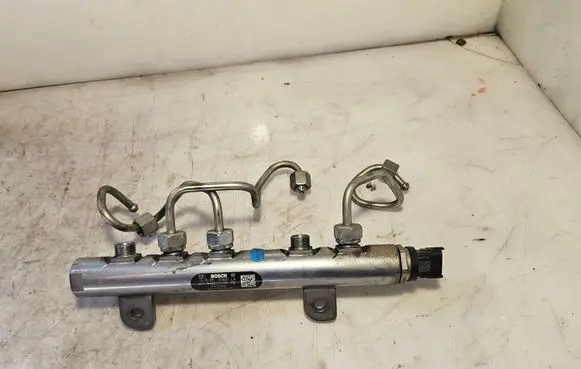Jeep Grand Cherokee Fuel main line pipe 0445216050 350320008F 0281006309