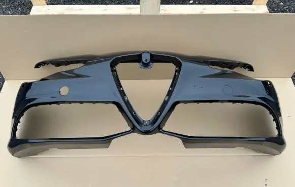 Alfa Romeo Giulia Front bumper 50567735