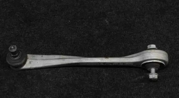 Porsche Macan (95B) Front lower control arm/wishbone 8K0505P
