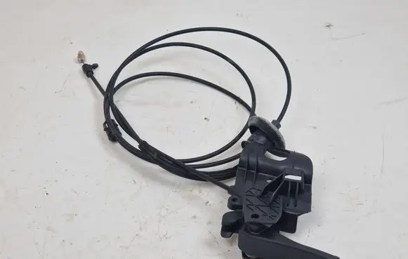 Peugeot 308 Engine bonnet/hood lock release cable
