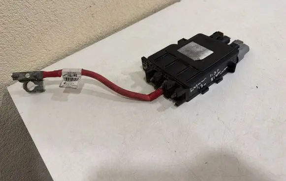 Renault Laguna III Positive cable (battery) 240800003R