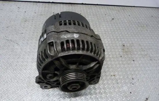 Audi A4 S4 B5 8D Generator/alternator 0123515008 028903028F