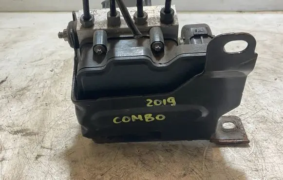 Opel Combo E ABS Pump 9830315580 87BLFF3252974